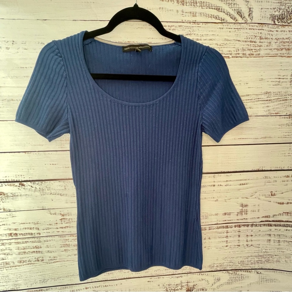 White House Black Market Blue Ribbed Short Sleeve Top